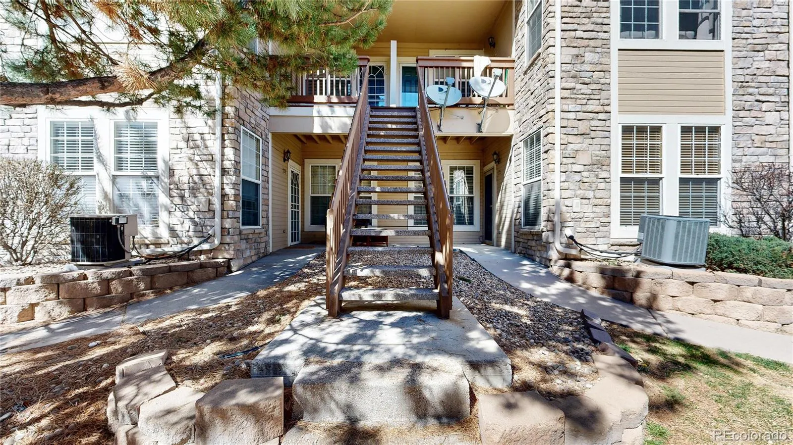4024 S Carson Street #203 Aurora CO 80014 MLS #REC6980405 05132026210401 1600 2