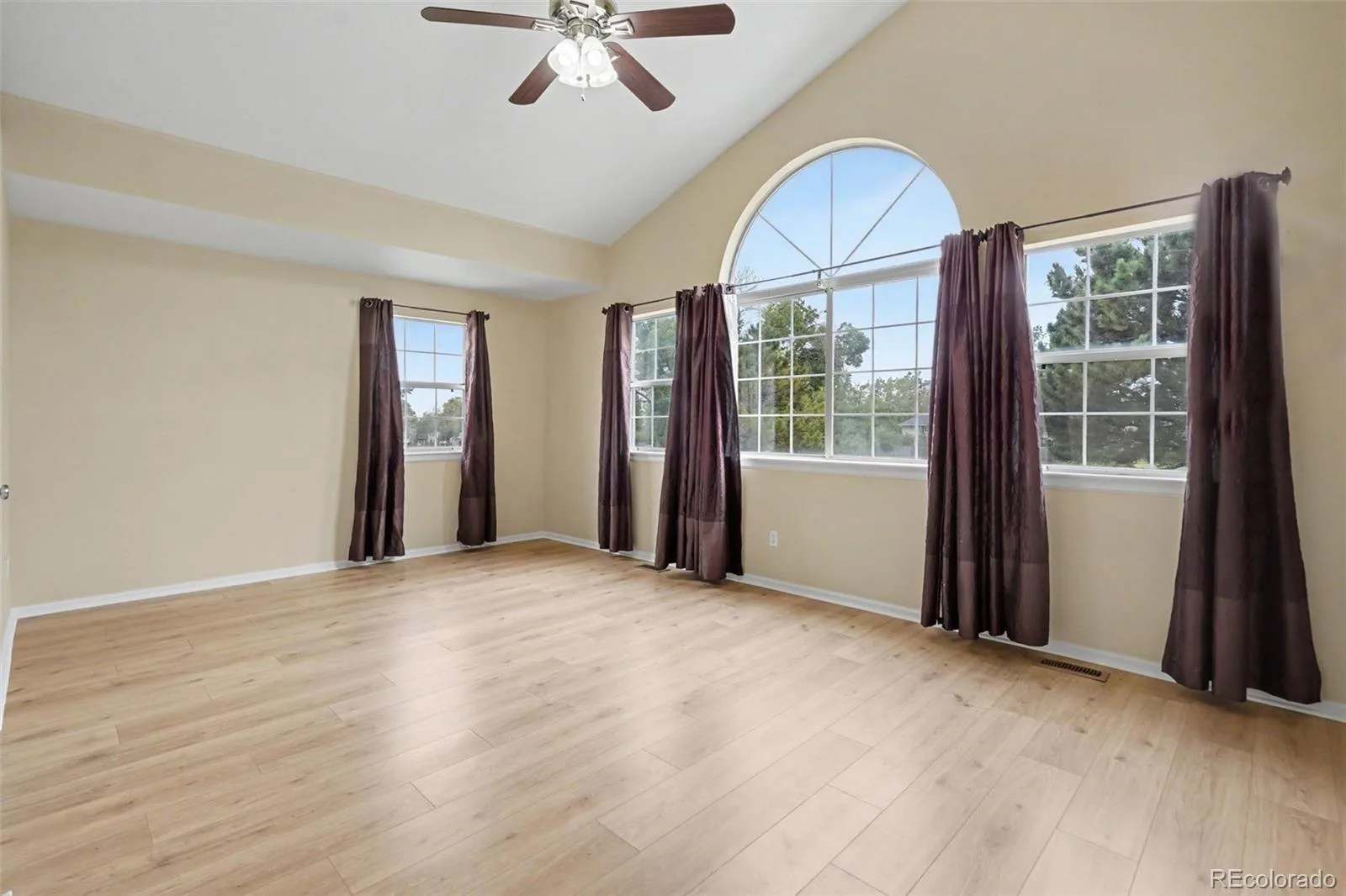 6826 W 84th Circle #18 Arvada CO 80003 | MLS #REC6981856 08222026205821 1600 12