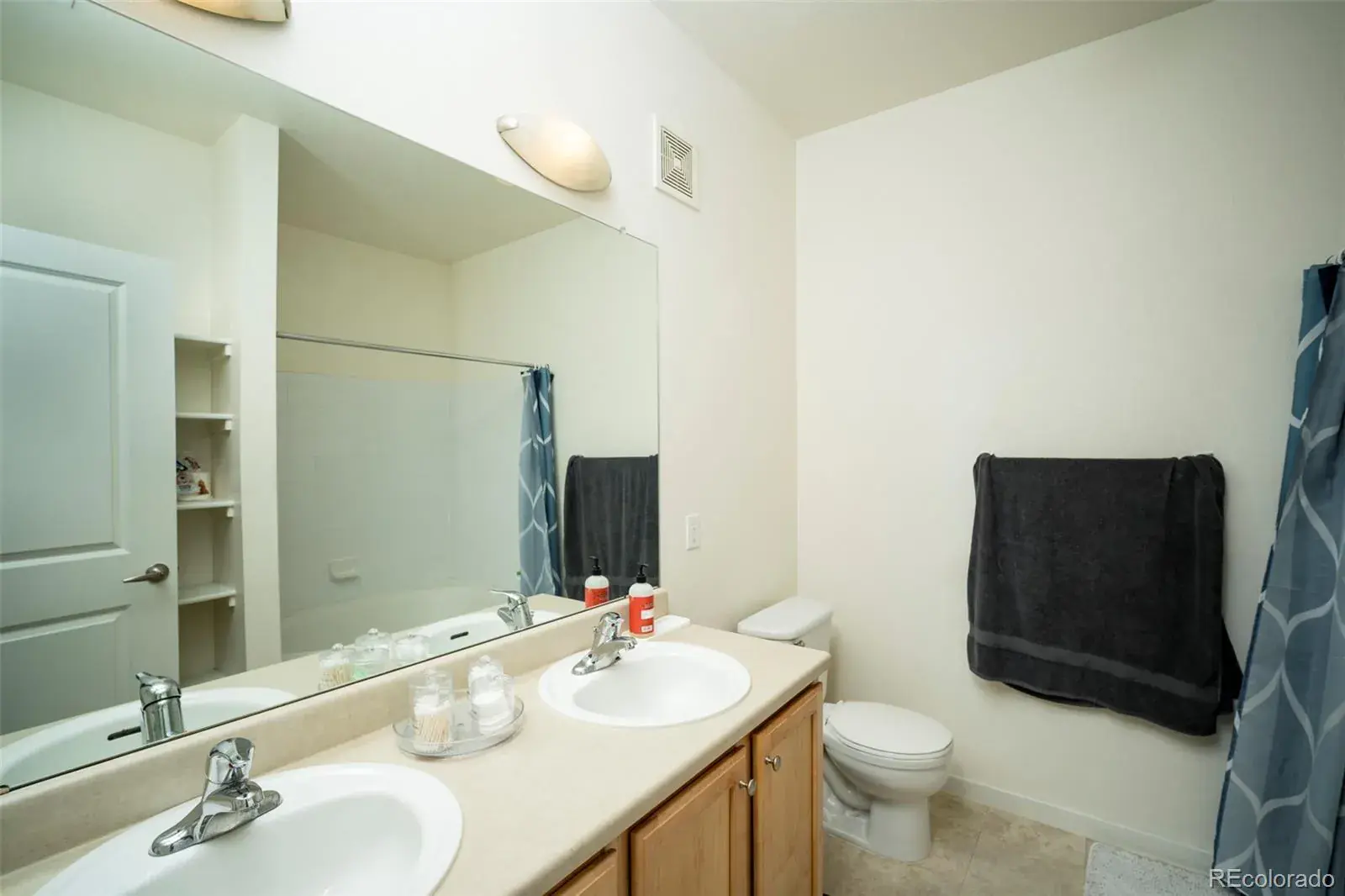 4100 Albion Street #319 Denver CO 80216 | MLS #REC6982624 02272026194730 1600 11