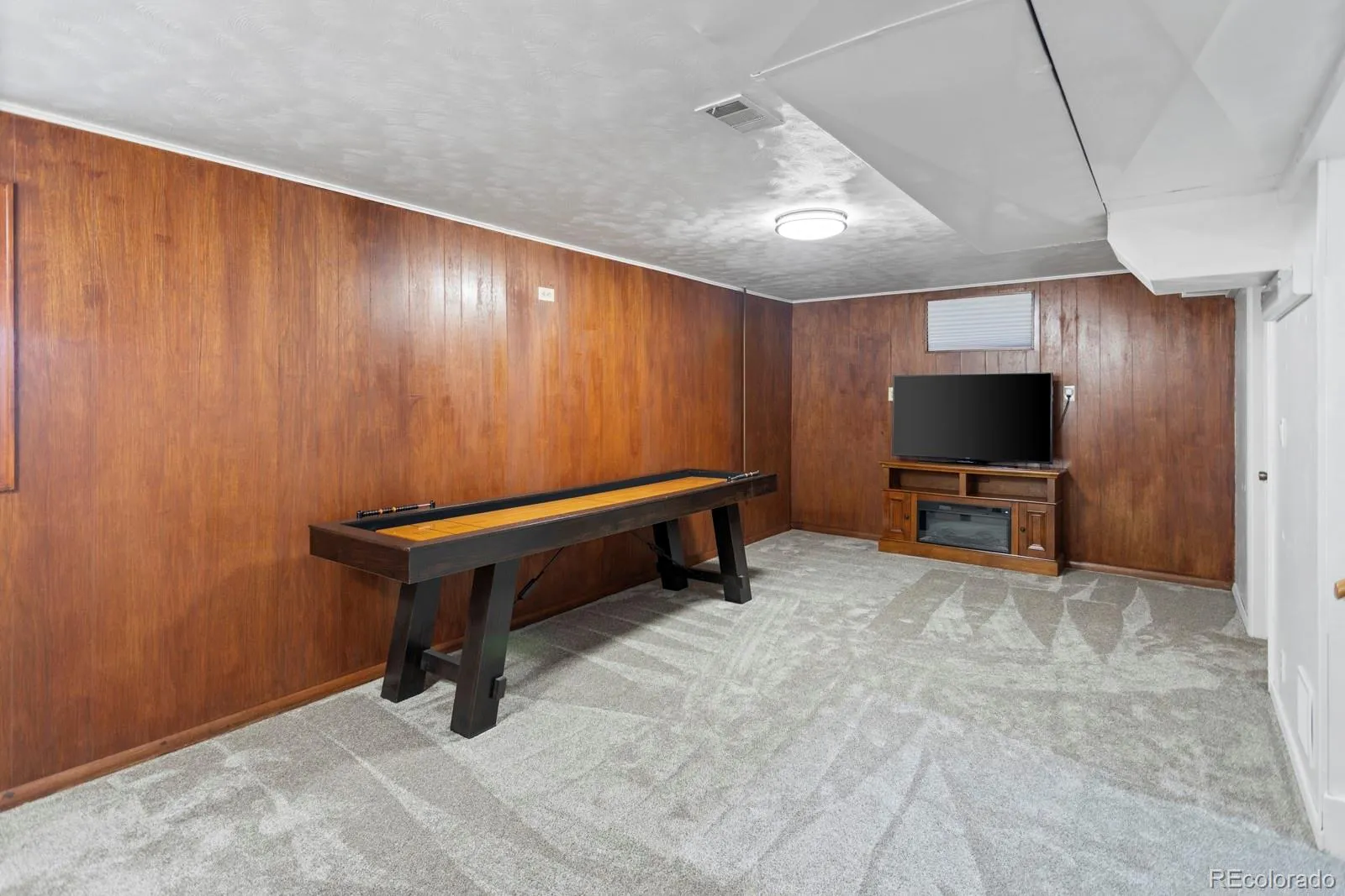 04152026193509 1600 24