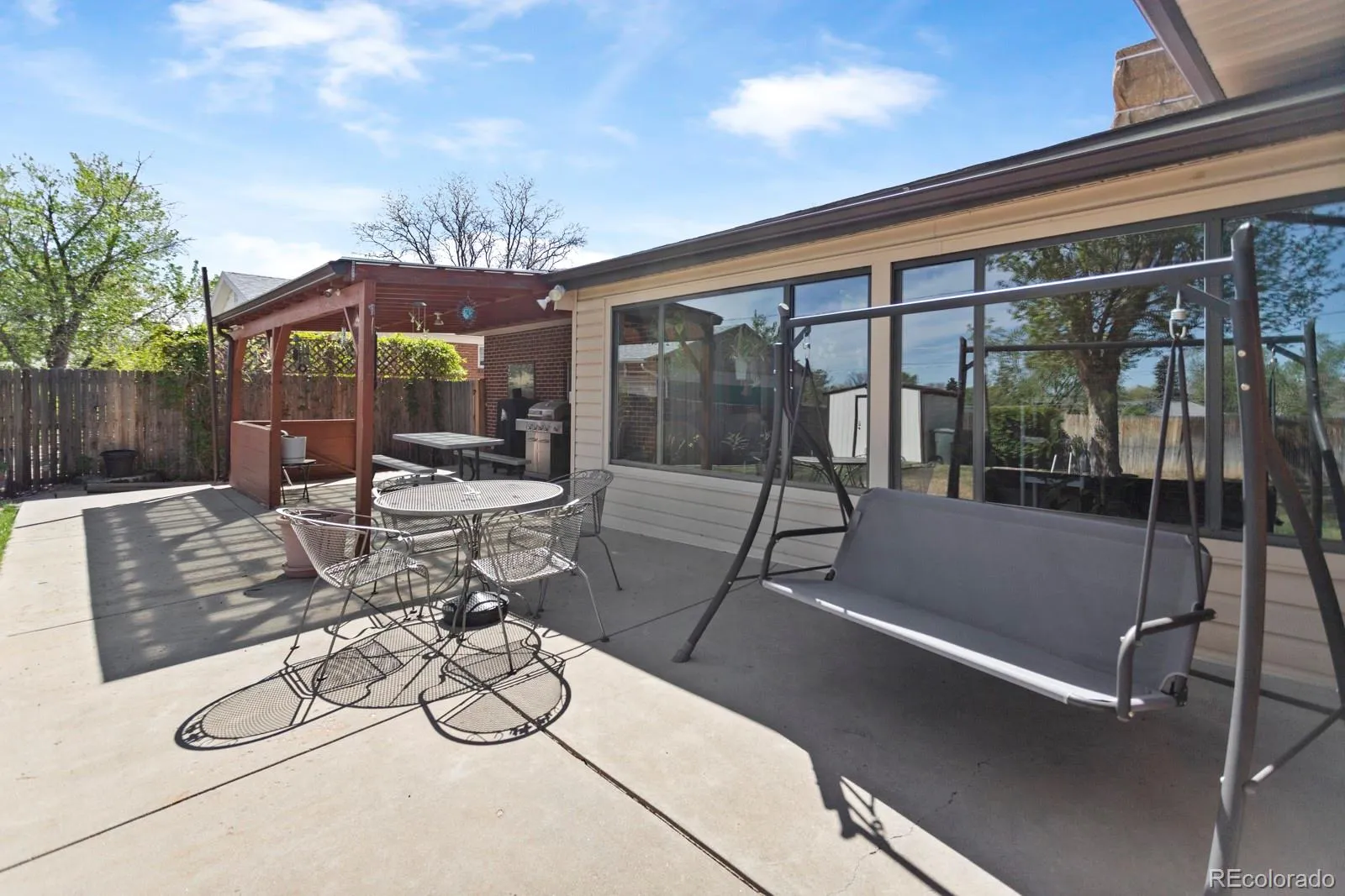 04152026193509 1600 35