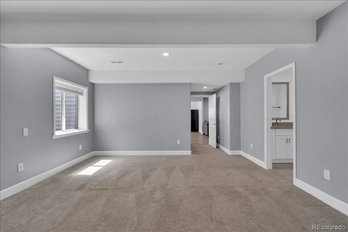 413 N De Gaulle Court Aurora CO 80018 | MLS #REC6984493 08062026161127 1200 27