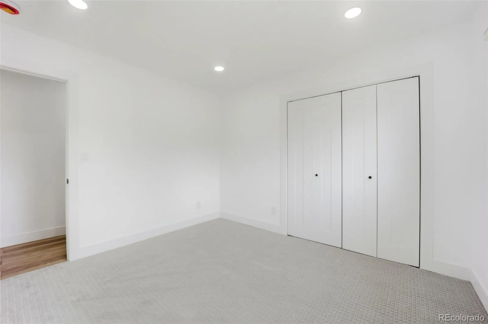 04142026181403 1600 30