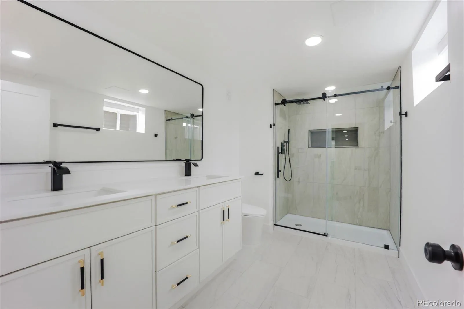 04142026181403 1600 39