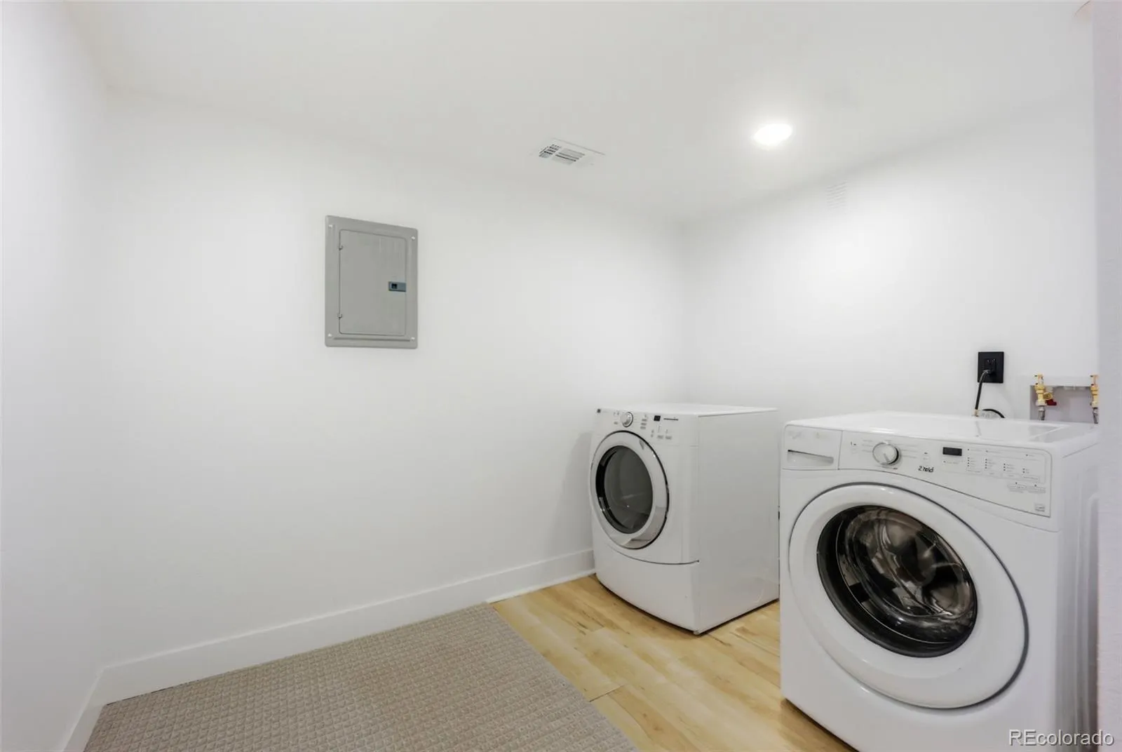 04142026181403 1600 43