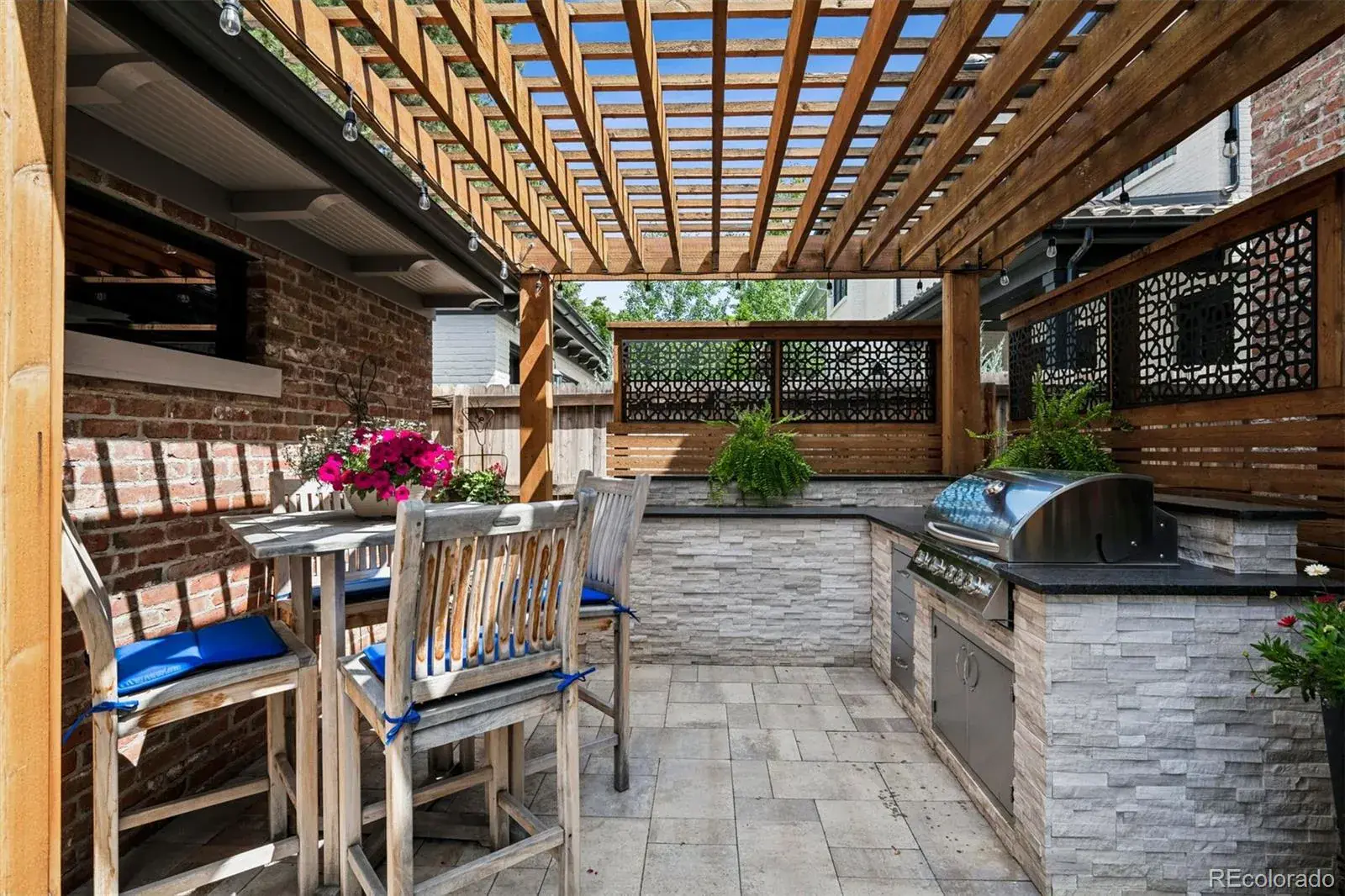 02122026201602 1600 25