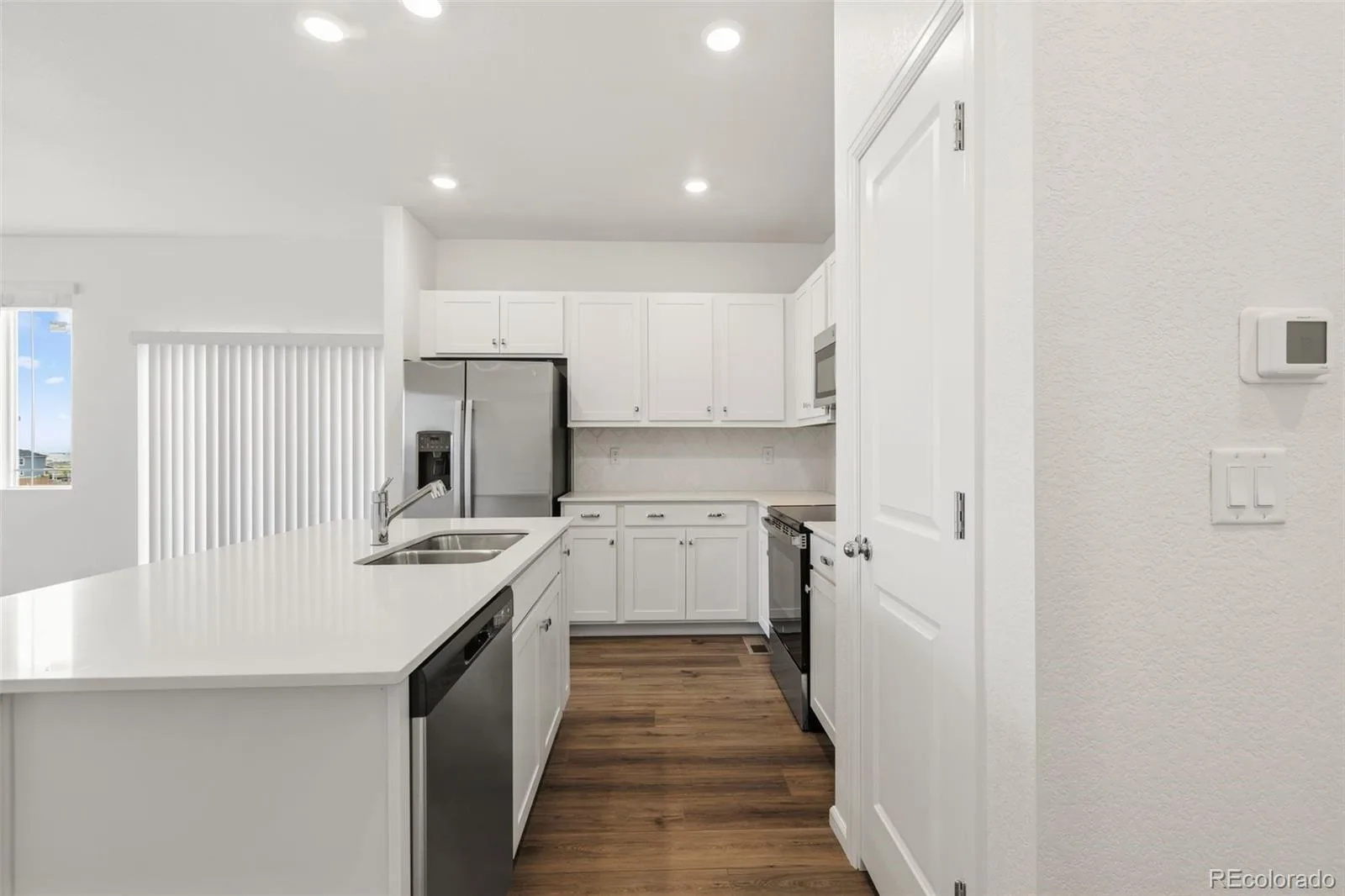 24246 E 53rd Drive Aurora CO 80019 | MLS #REC6988698 06092026043456 1600 14