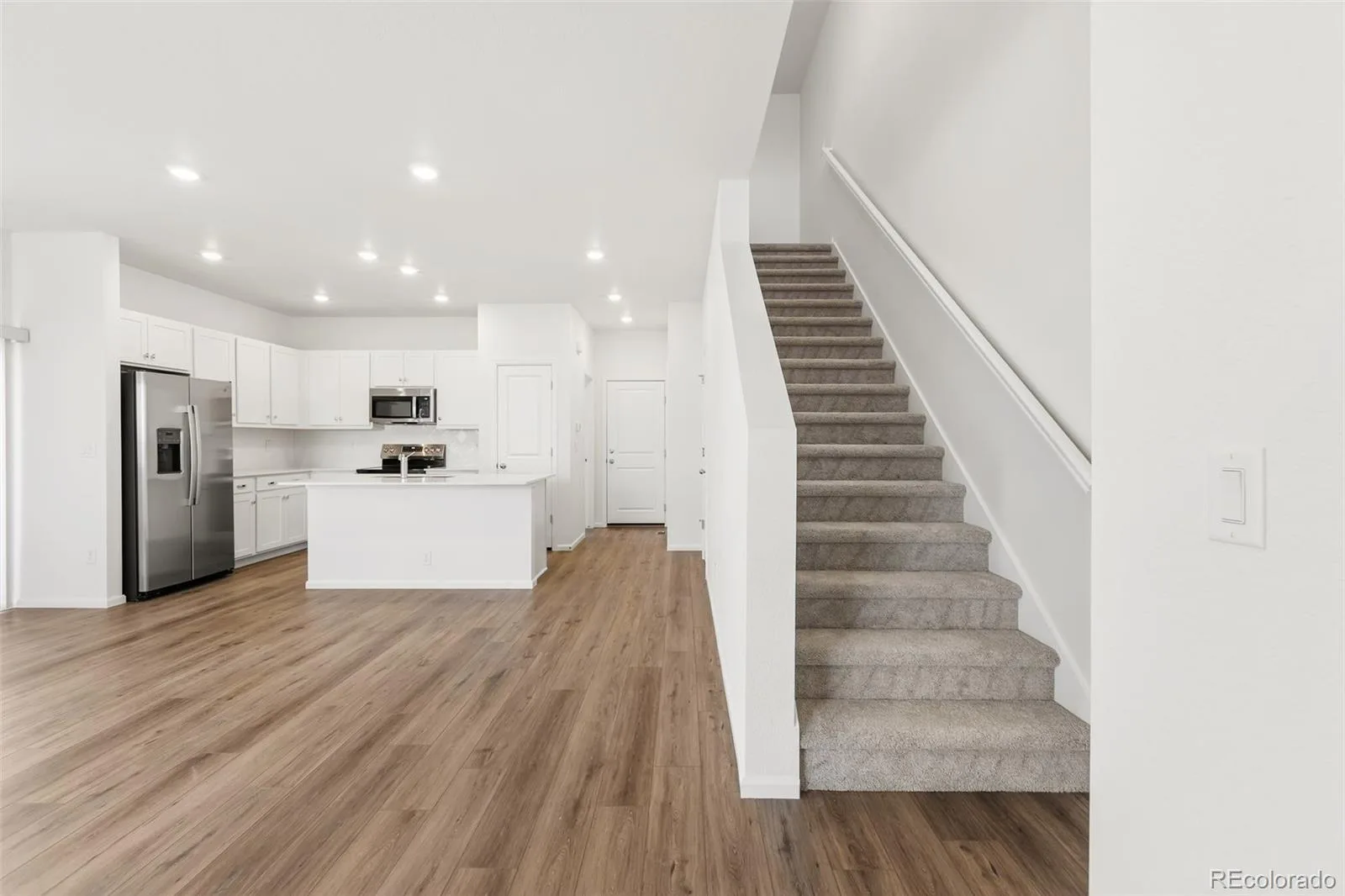 24246 E 53rd Drive Aurora CO 80019 | MLS #REC6988698 06092026043456 1600 17