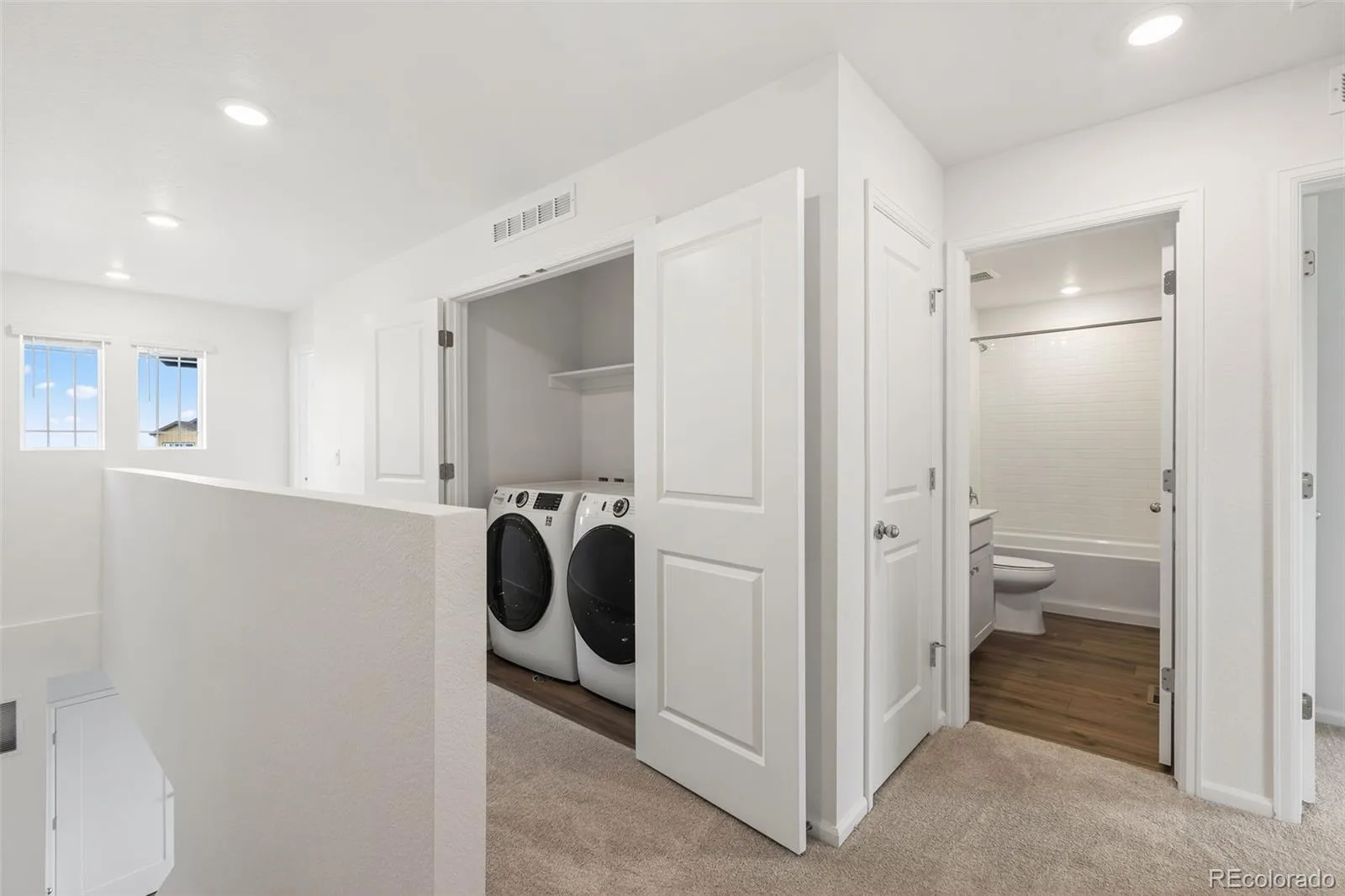 24246 E 53rd Drive Aurora CO 80019 | MLS #REC6988698 06092026043456 1600 28