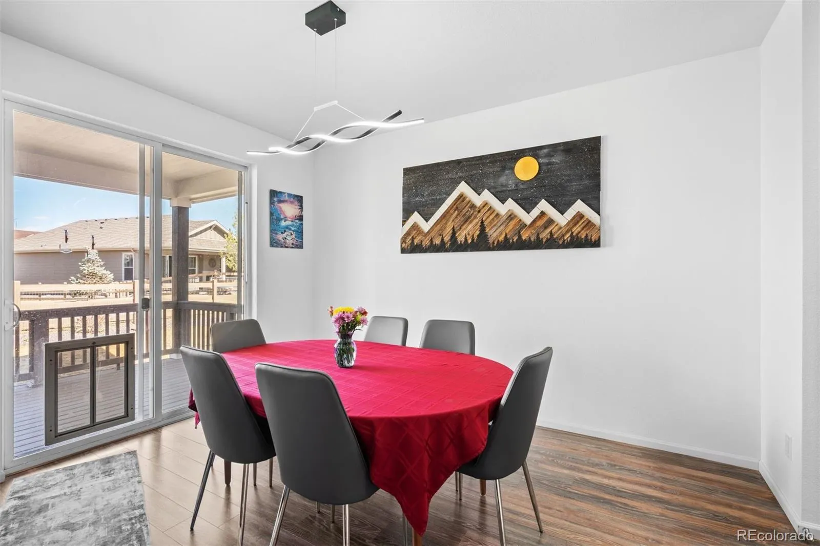 04212026210401 1600 10