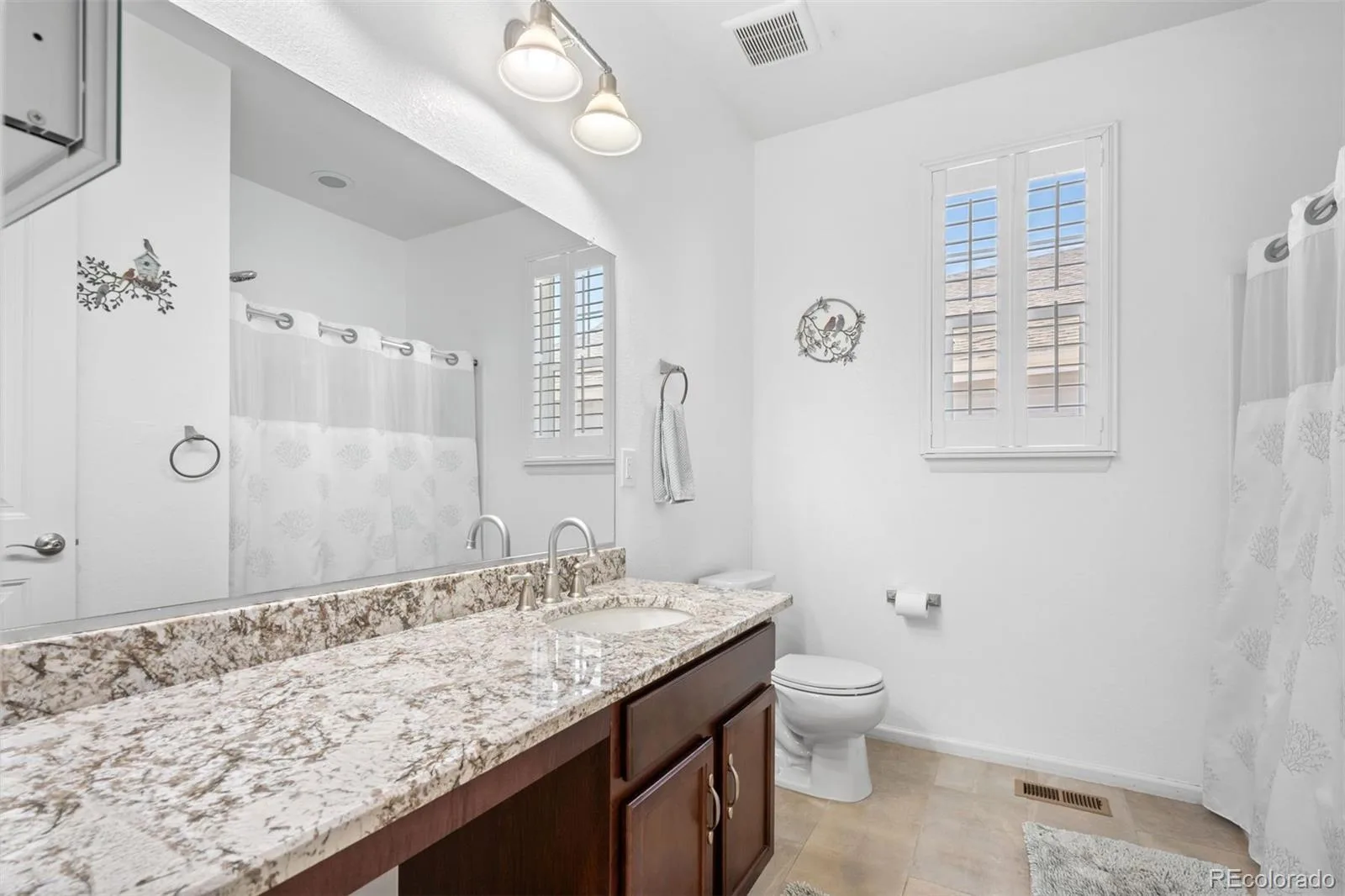 15904 Elizabeth Street Thornton CO 80602 | MLS #REC6988708 08182026195513 1600 25