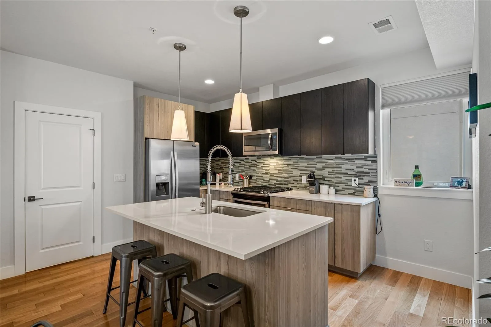 1821 Irving Street #104 Denver CO 80204 | MLS #REC6988952 09252026213355 1600 15