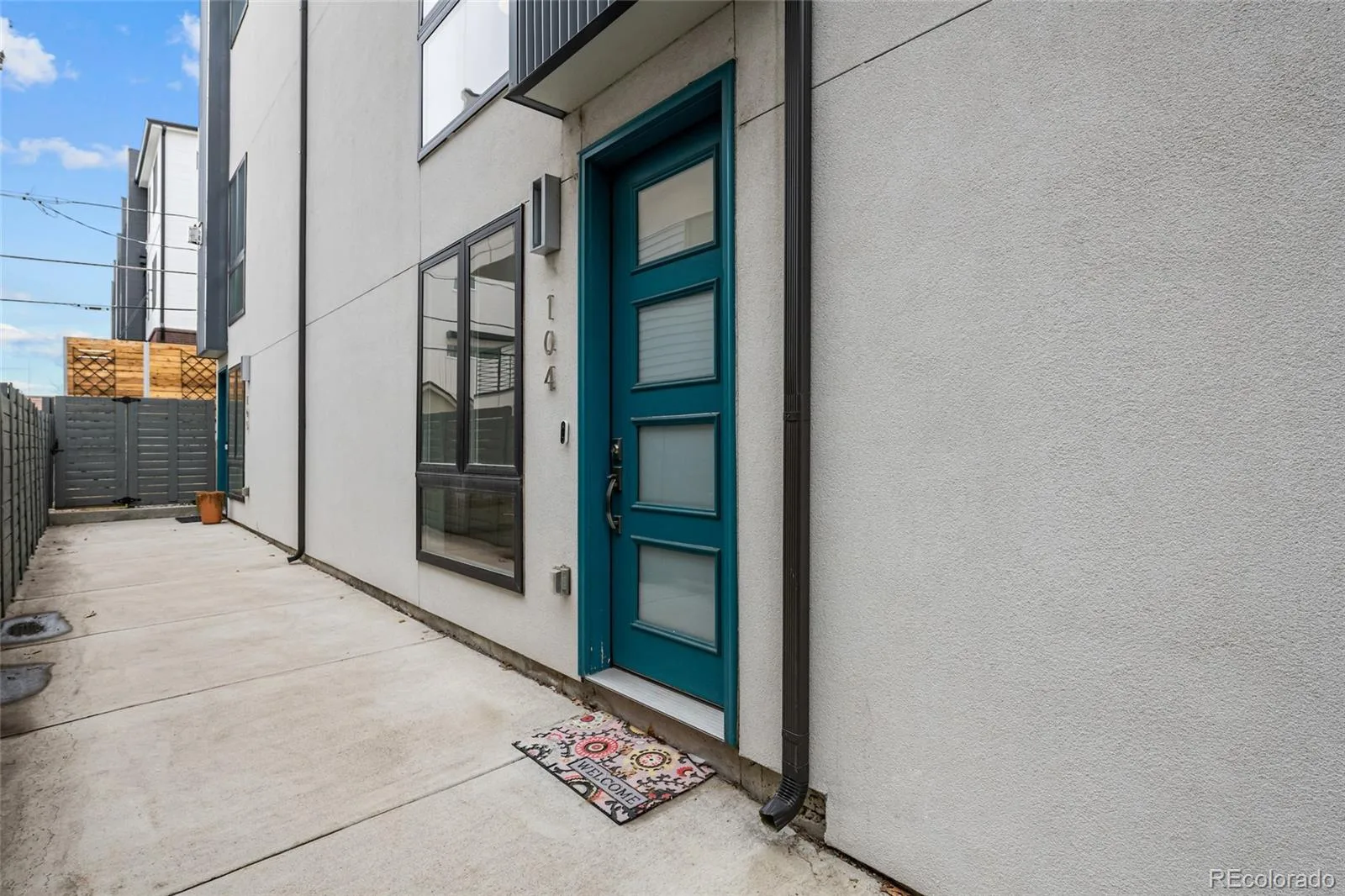 1821 Irving Street #104 Denver CO 80204 | MLS #REC6988952 09252026213355 1600 2
