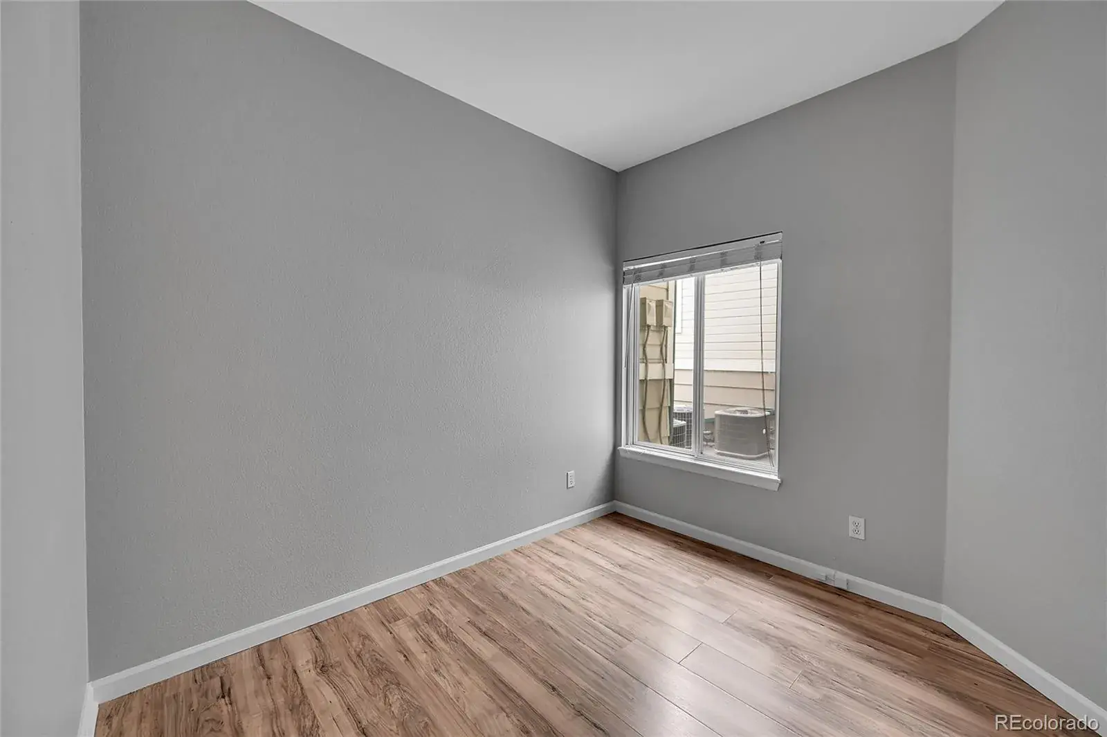 8707 E Florida Avenue #103 Denver CO 80247 MLS #REC6989499 11142025221302 1600 19