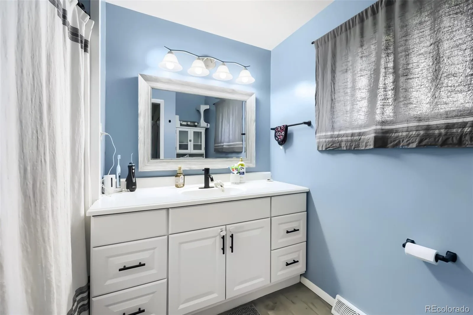 8906 Oakwood Street Westminster CO 80031 | MLS #REC6991277 08272026152337 1600 9