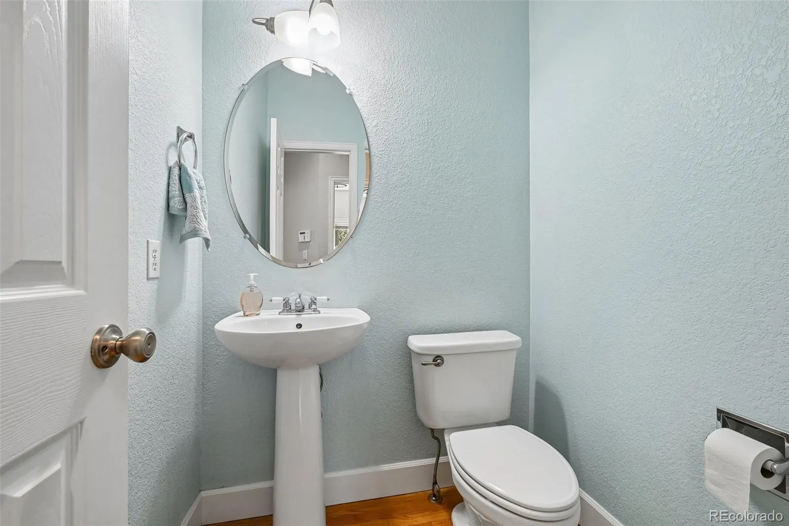 13674 W 63rd Circle Arvada CO 80004 MLS #REC6991602 05122026231536 1600 21