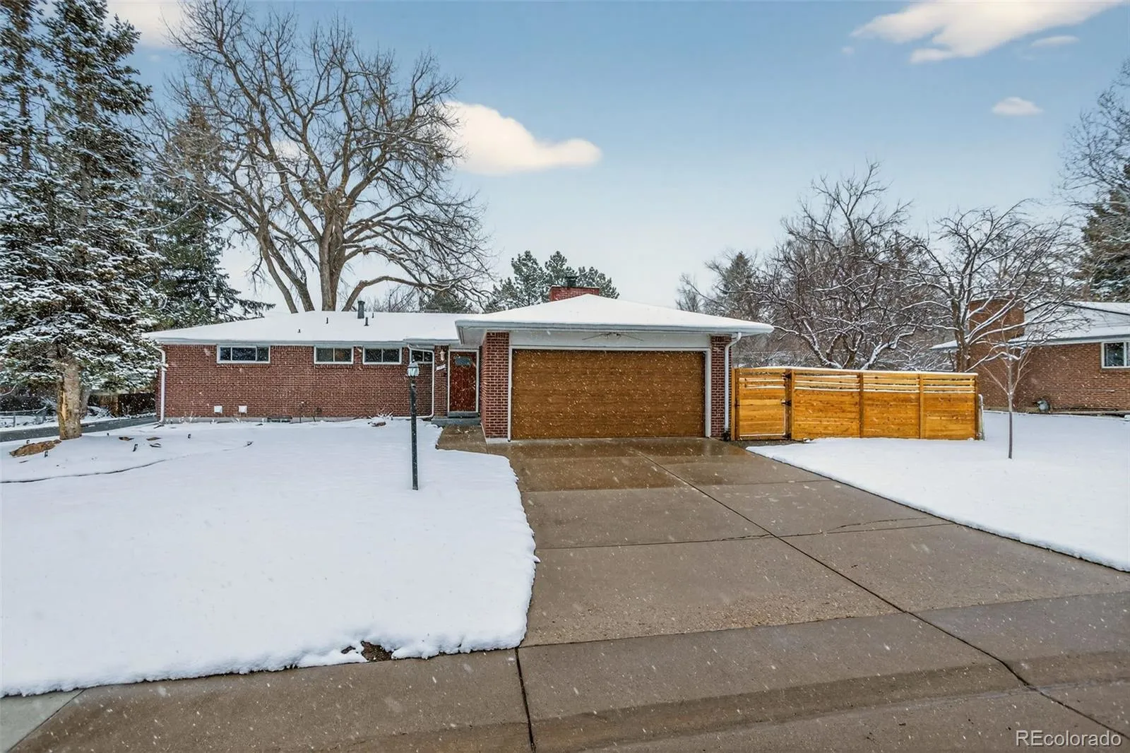 2907 E Euclid Place Centennial CO 80121 MLS #REC6992502 04242026220745 1600 1