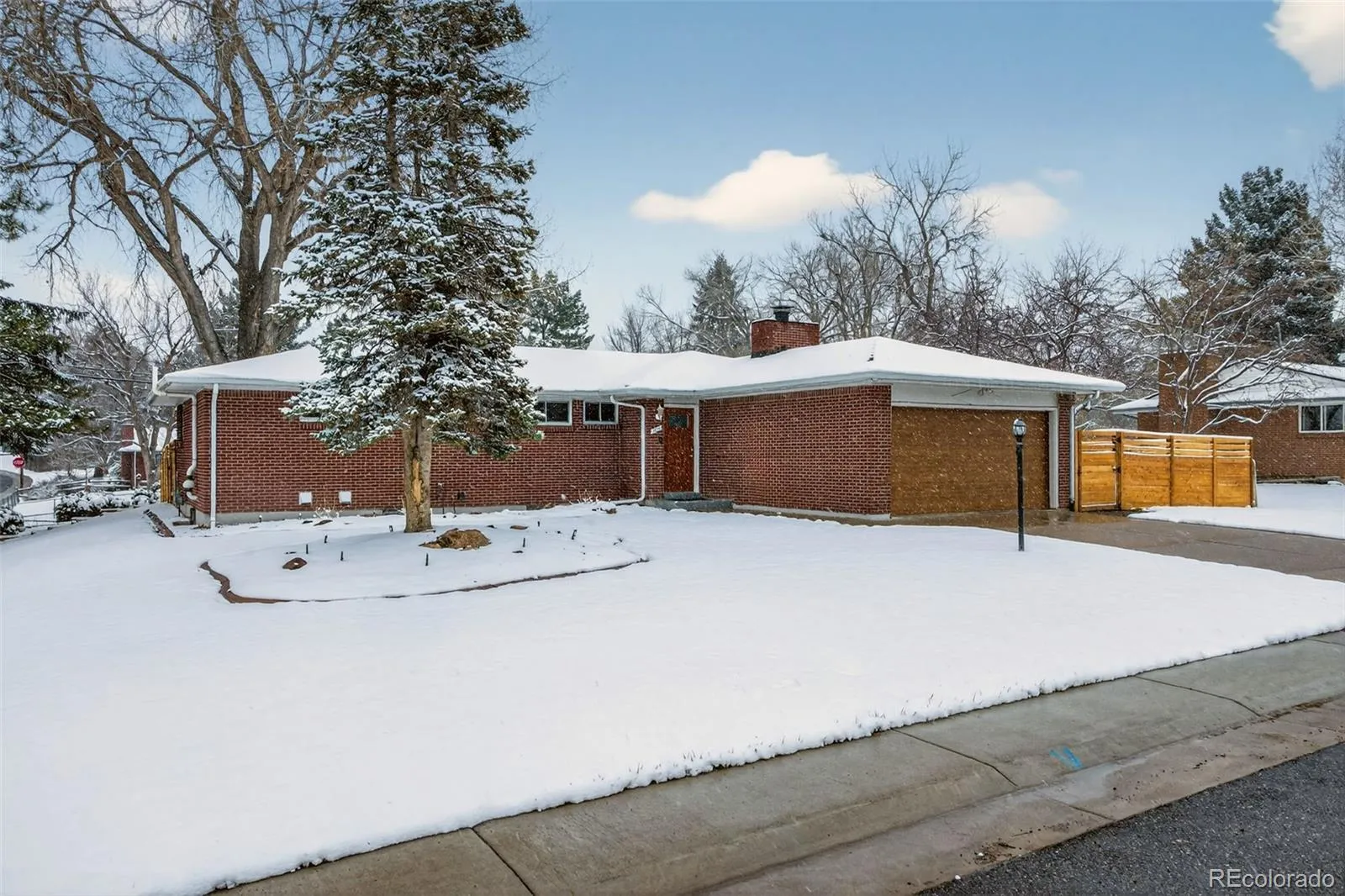 2907 E Euclid Place Centennial CO 80121 MLS #REC6992502 04242026220745 1600 2
