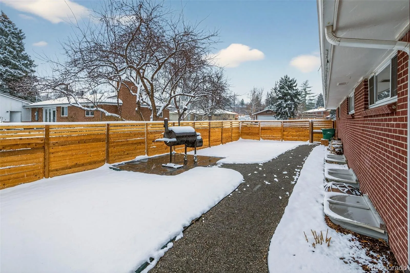 2907 E Euclid Place Centennial CO 80121 MLS #REC6992502 04242026220745 1600 42