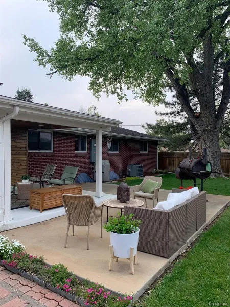 2907 E Euclid Place Centennial CO 80121 MLS #REC6992502 04242026220745 800 44