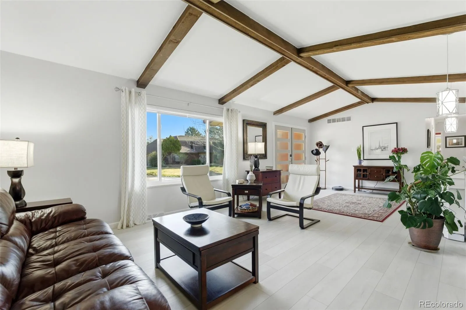 04102026152626 1600 5