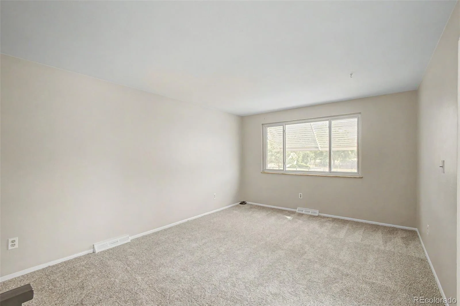 3009 S Dayton Court Denver CO 80231 | MLS #REC6994860 08052026070143 1600 11