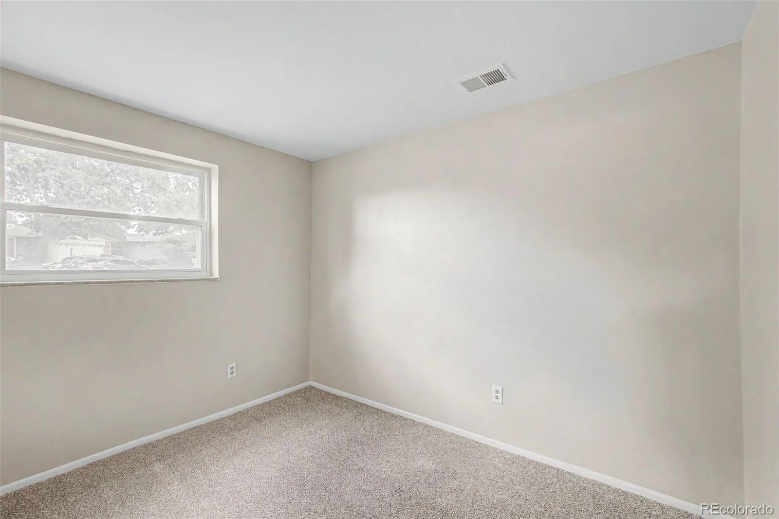 3009 S Dayton Court Denver CO 80231 | MLS #REC6994860 08052026070143 1600 18