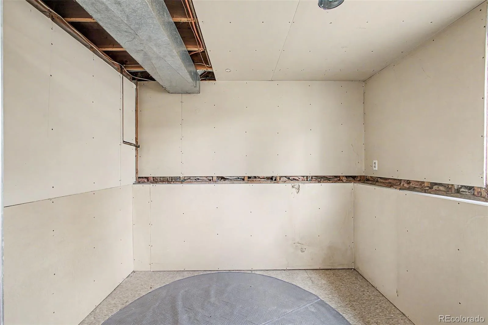 3009 S Dayton Court Denver CO 80231 | MLS #REC6994860 08052026070143 1600 23