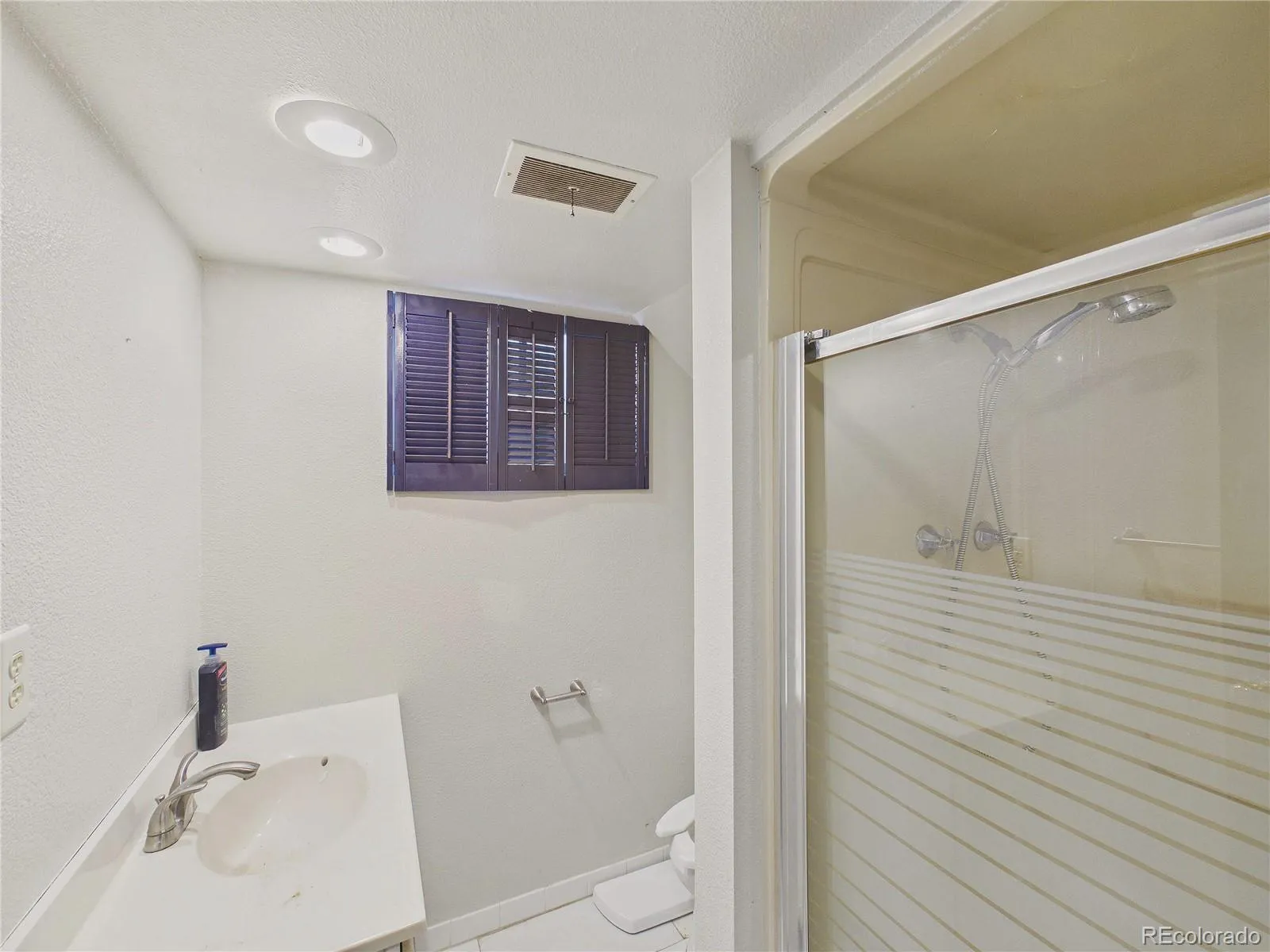 1350 Scranton Street Aurora CO 80011 MLS #REC6996891 05212026145024 1600 21