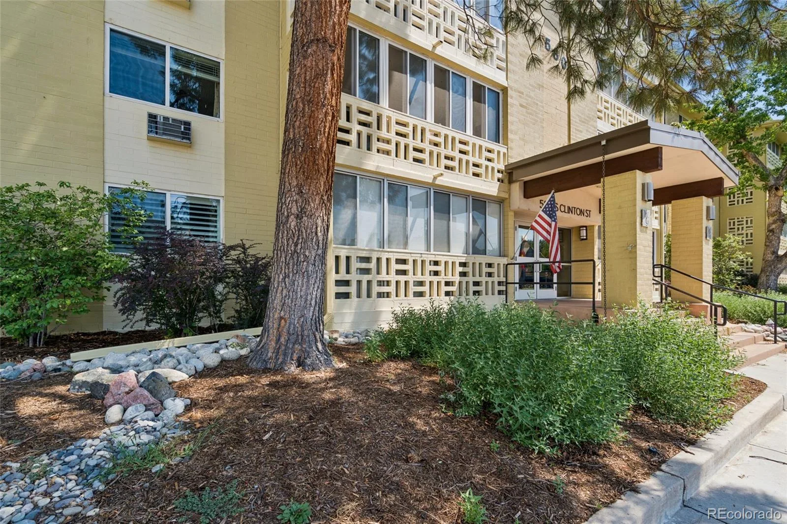 580 S Clinton Street #5A Denver CO 80247 | MLS #REC6997655 08172026182650 1600 27