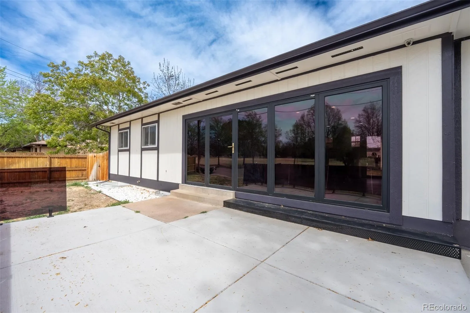 6735 W 2nd Avenue Lakewood CO 80226 MLS #REC6999816 04262026001901 1600 1
