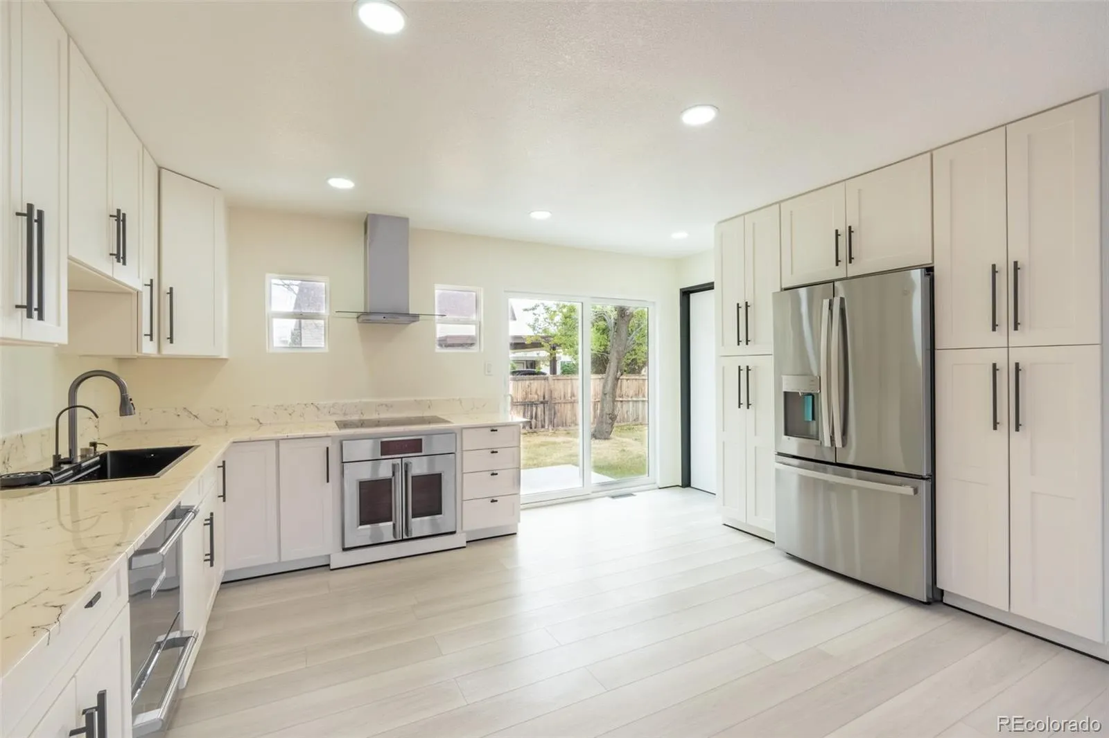 6735 W 2nd Avenue Lakewood CO 80226 MLS #REC6999816 04262026001901 1600 5