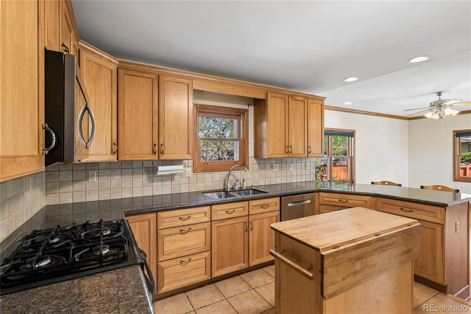 04212026202310 1600 12