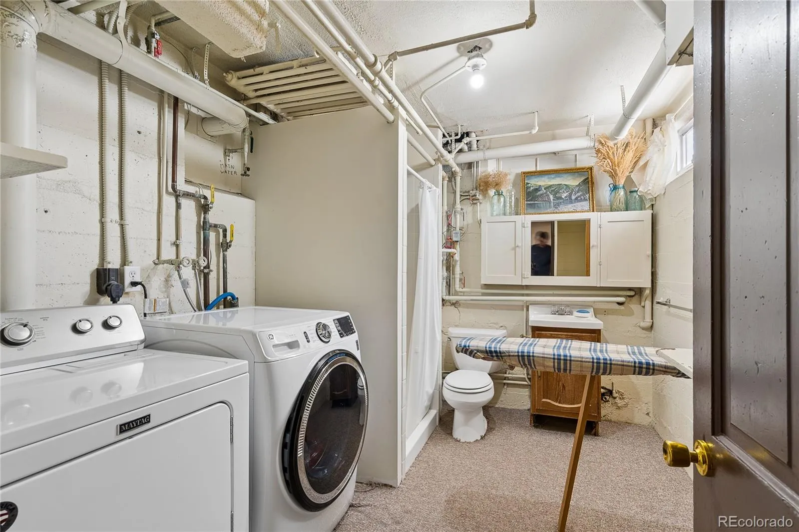 04212026202310 1600 26