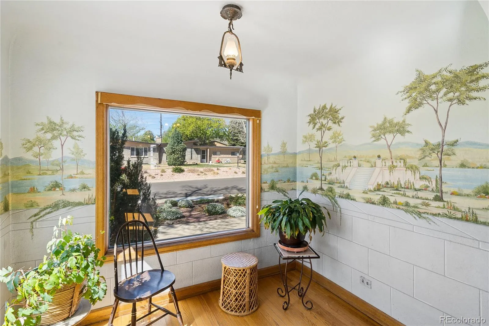 04212026202310 1600 8