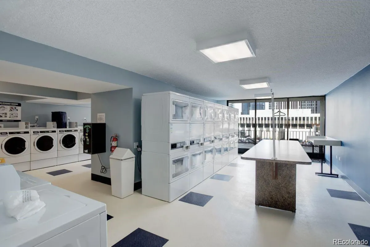 1020 15th Street #34F Denver CO 80202 | MLS #REC7001677 04272026181932 1200 32