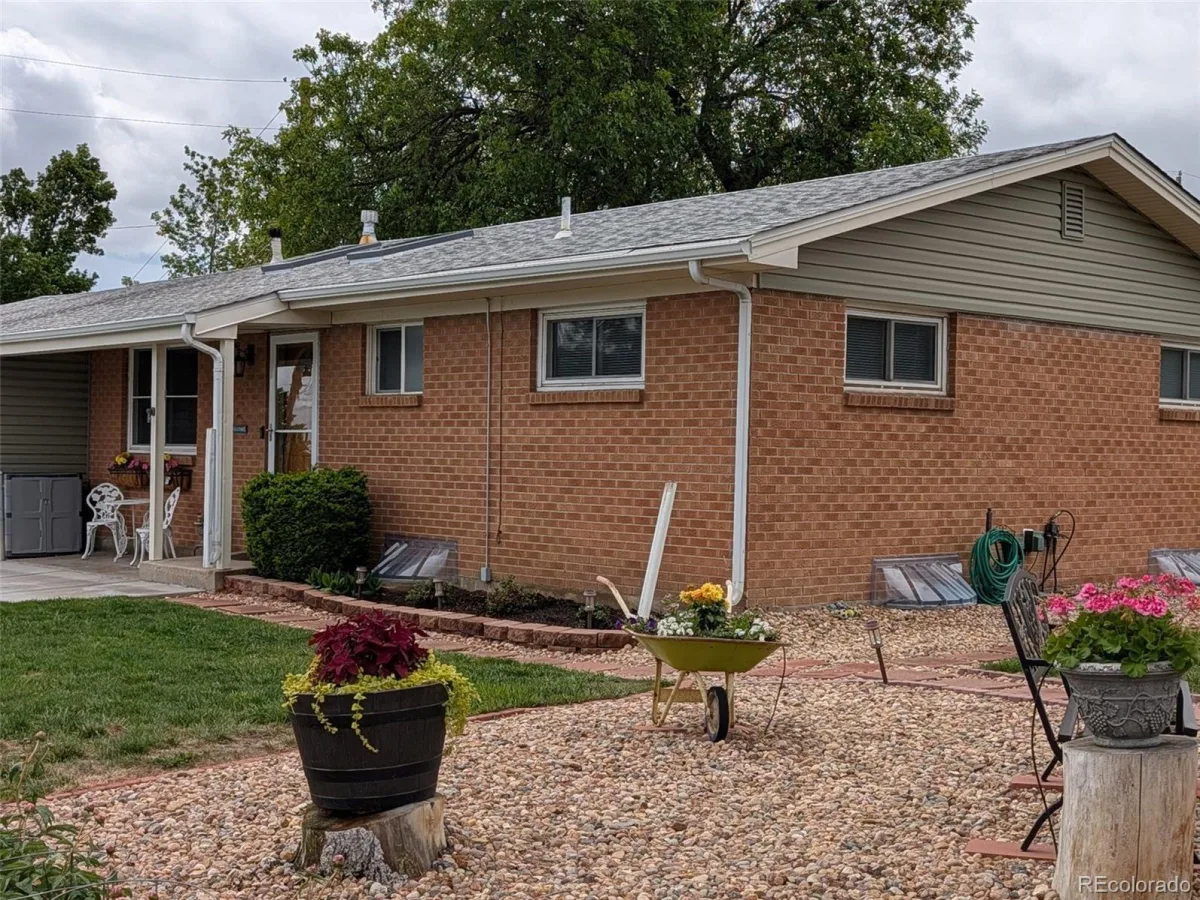 15790 W 10th Avenue Golden CO 80401 | MLS #REC7002631 07212026173411 1200 48