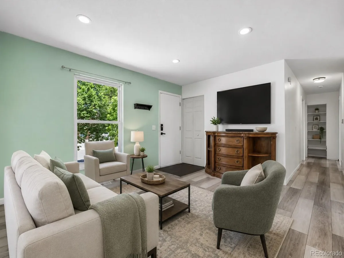 2003 S Idalia Street Aurora CO 80013 | MLS #REC7004180 07262026174405 1200 2