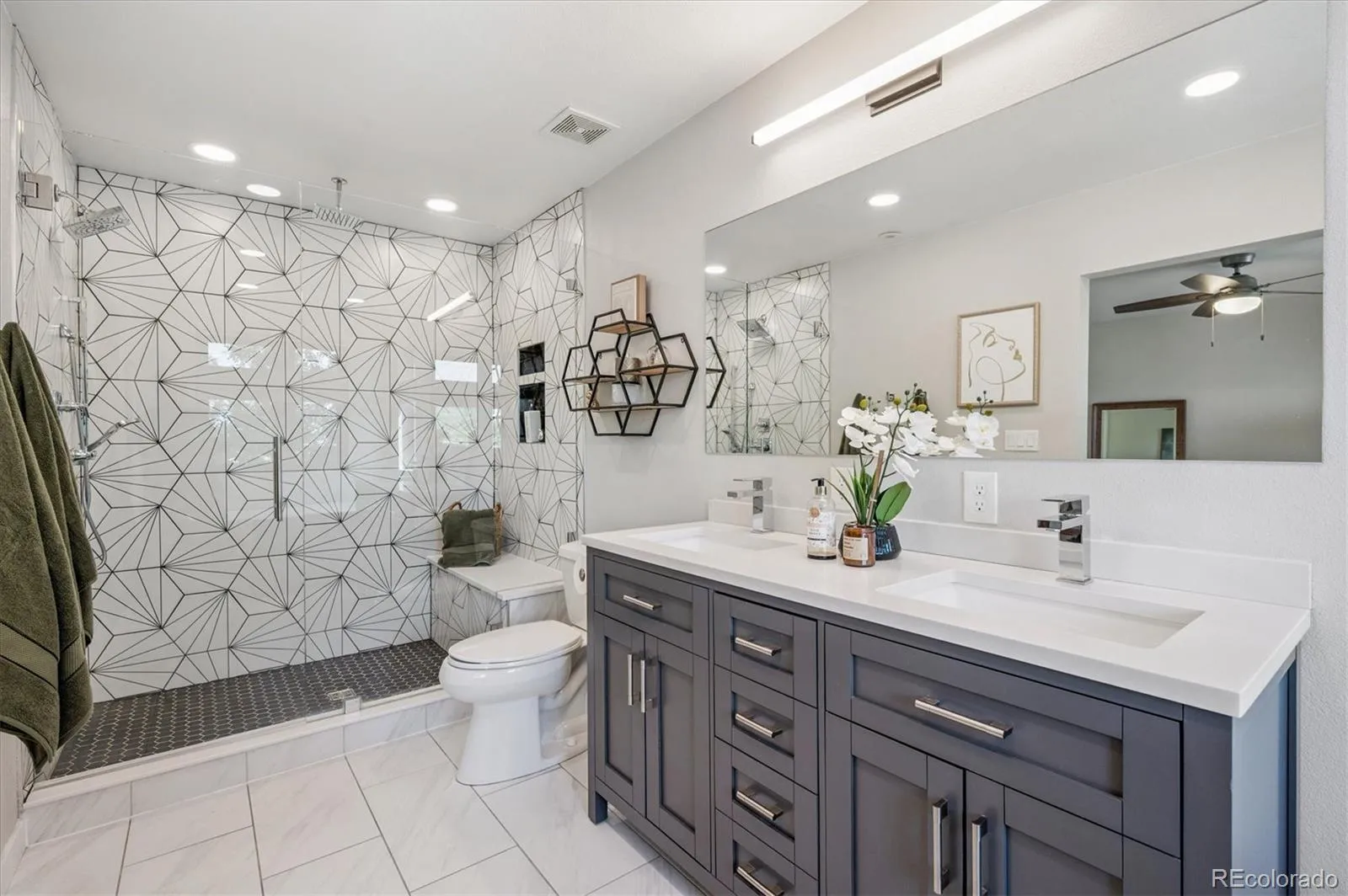 04162026163703 1600 0