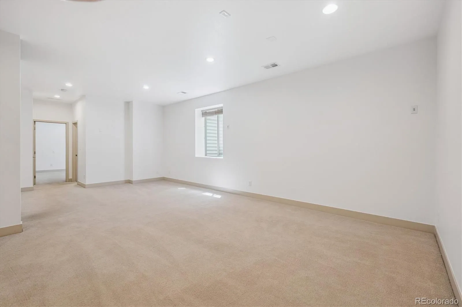 04162026163703 1600 23