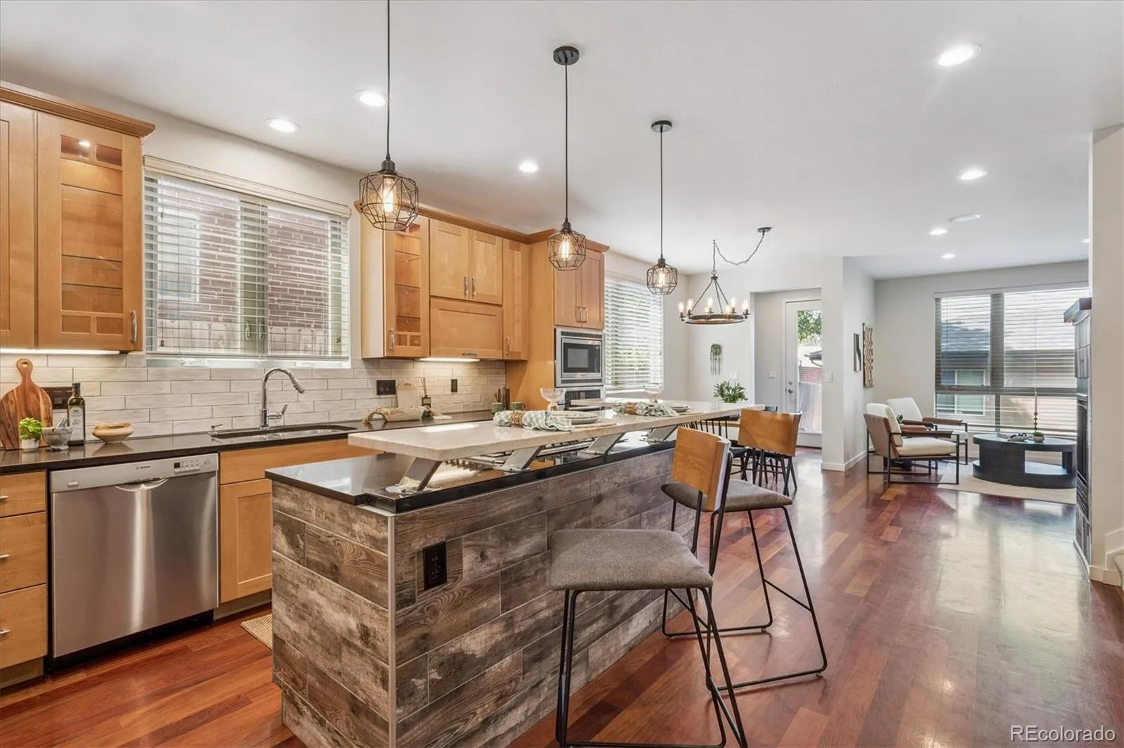 04162026163703 1600 5