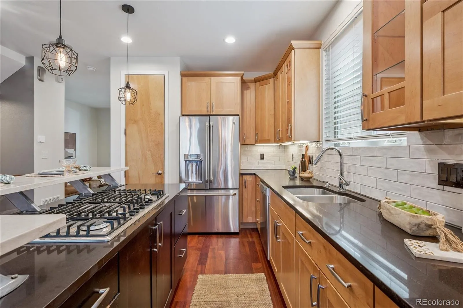 04162026163703 1600 6