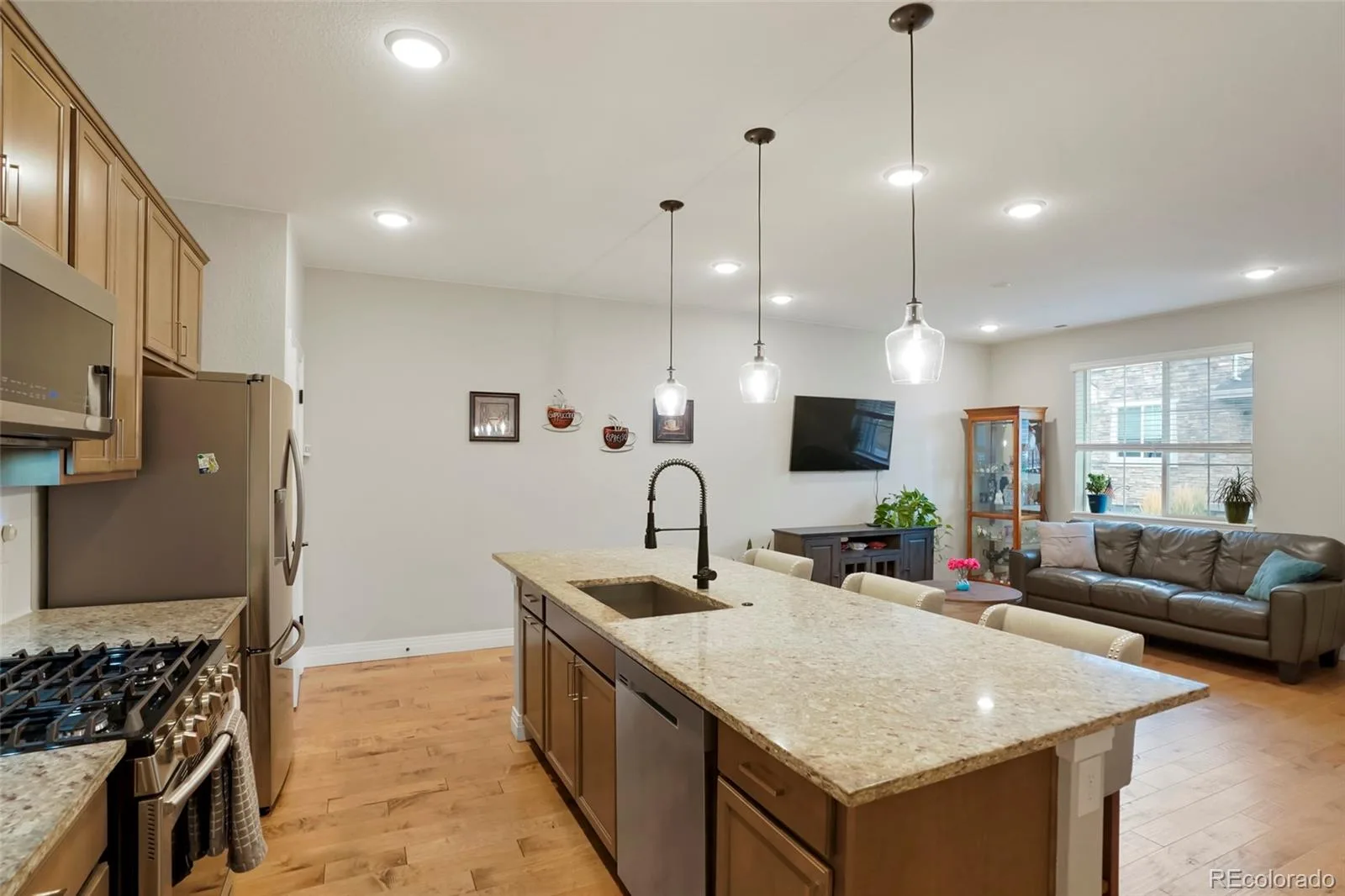 16461 E 119th Way #B Commerce City CO 80022 | MLS #REC7005152 06122026173650 1600 3