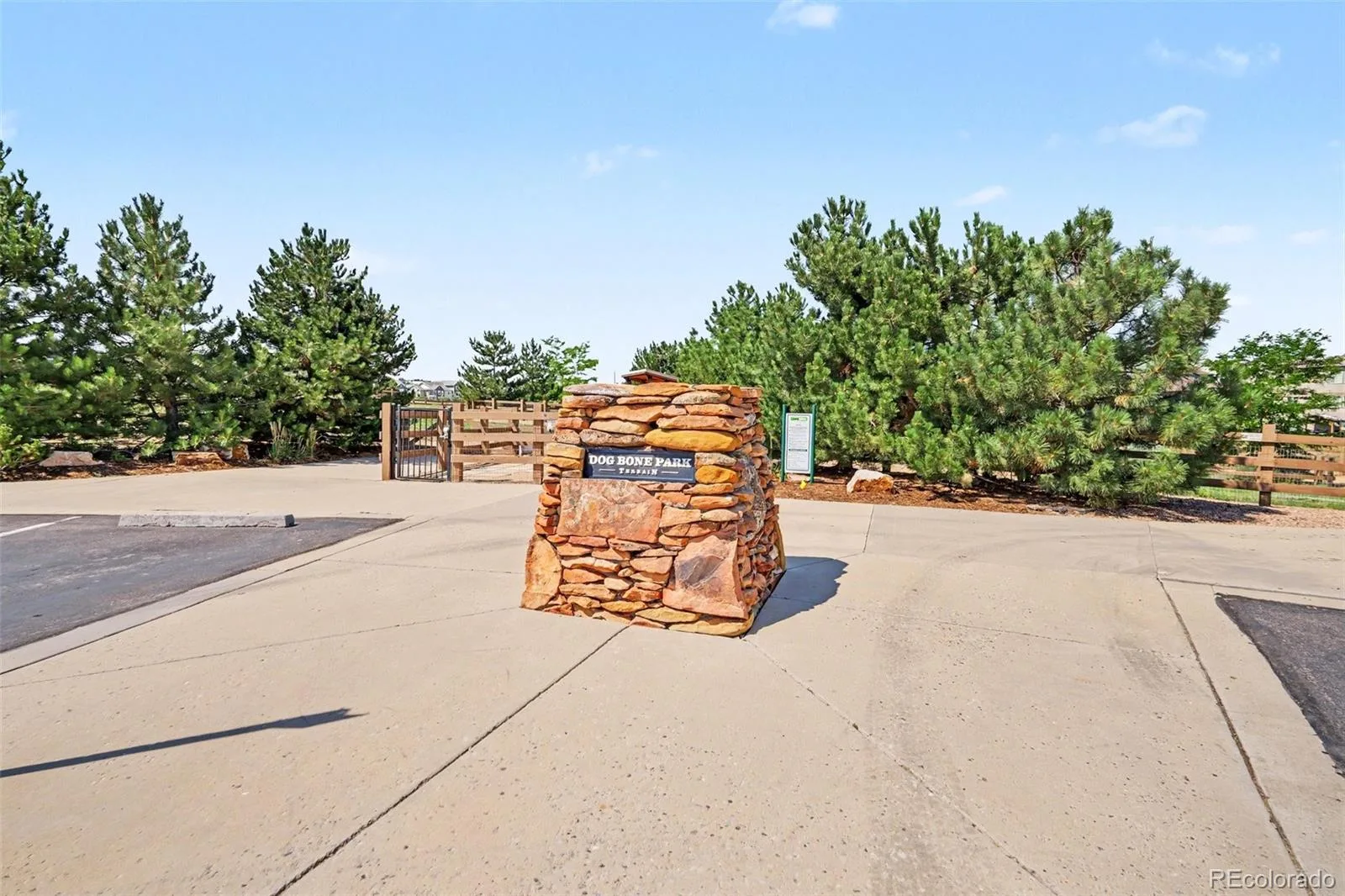 1704 Tall Tale Lane Castle Rock CO 80108 | MLS #REC7006585 08132026171639 1600 29
