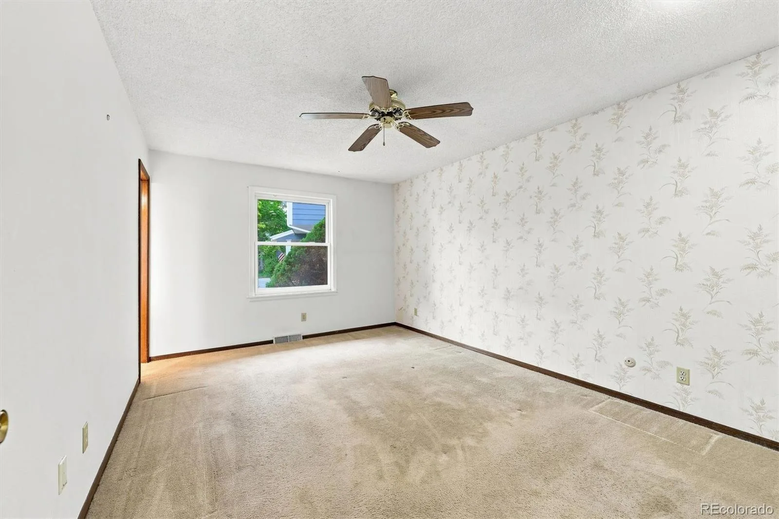 12325 Josephine Court Thornton CO 80241 | MLS #REC7007150 08202026154410 1600 13