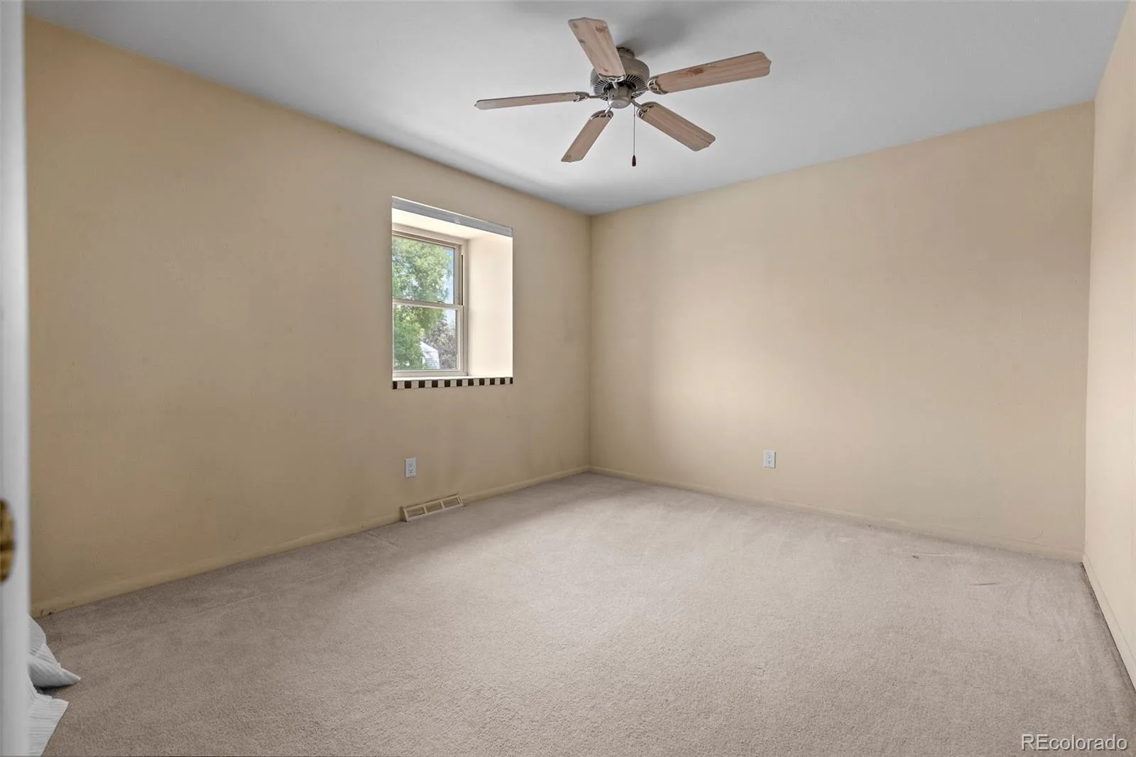 10632 W 102nd Avenue Westminster CO 80021 MLS #REC7007781 06242026234641 1600 18