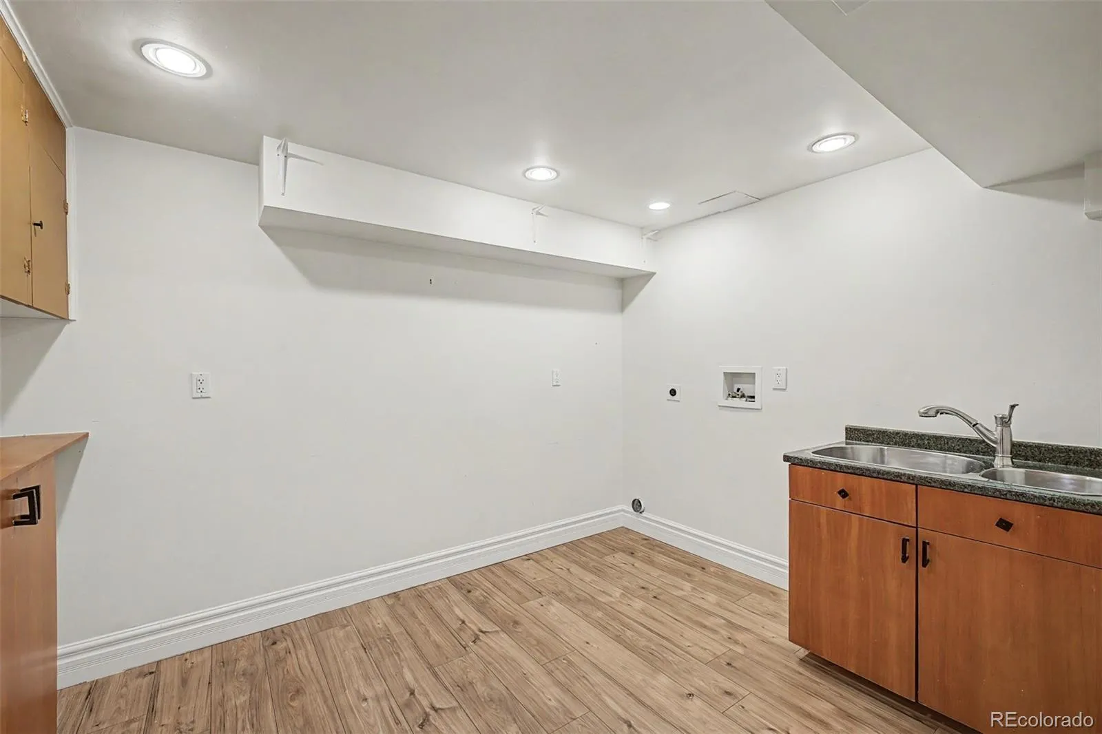 500 Glencoe Street Denver CO 80220 MLS #REC7008007 05232026095351 1600 32