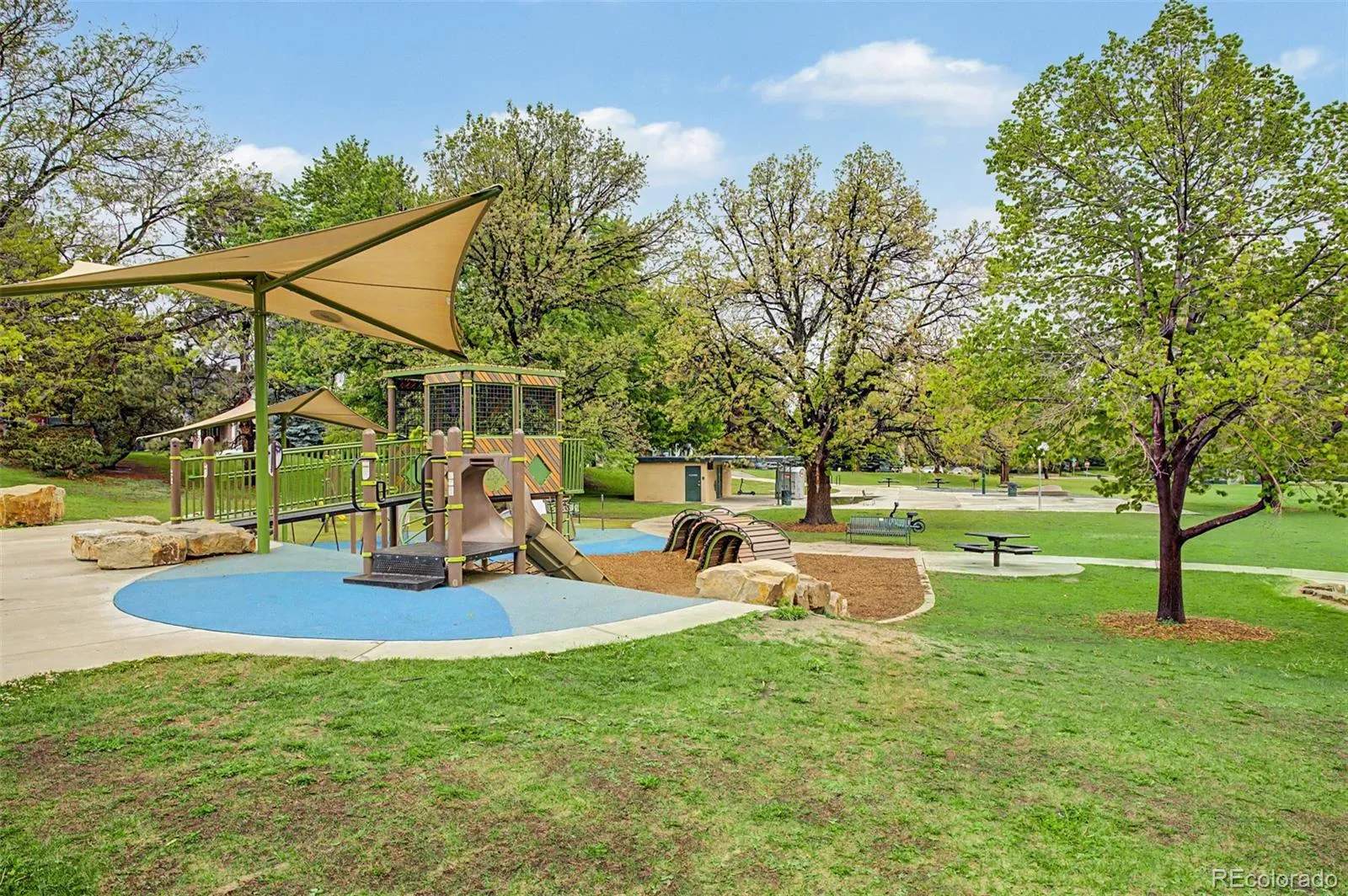 500 Glencoe Street Denver CO 80220 MLS #REC7008007 05232026095351 1600 45
