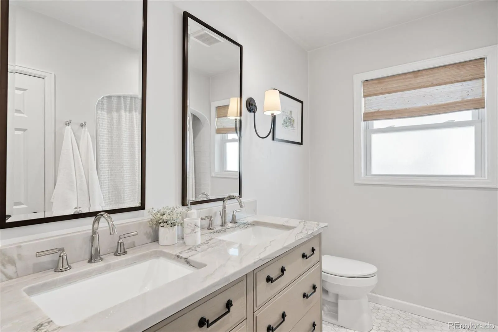 1130 N Monaco Parkway Denver CO 80224 MLS #REC7008247 05202026195201 1600 15