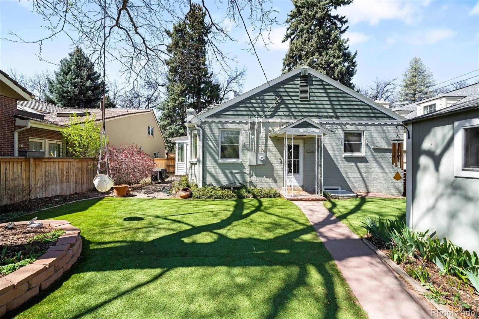 1130 N Monaco Parkway Denver CO 80224 MLS #REC7008247 05202026195201 1600 26